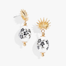 Load image into Gallery viewer, Toile and Palm Drop Earrings