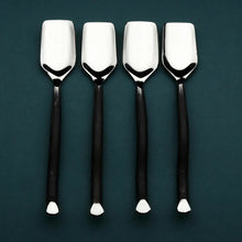 Load image into Gallery viewer, Twig Stilton Scoop 4 Pc. Set