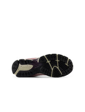 Load image into Gallery viewer, New Balance Womens 2002R Sneakers - Passion Fruit