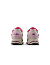 Load image into Gallery viewer, New Balance Womens 2002R Sneakers - Passion Fruit