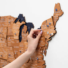 Load image into Gallery viewer, Wooden 3d Map of USA - Oak