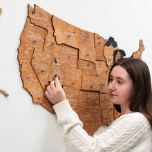 Load image into Gallery viewer, Wooden 3d Map of USA - Oak