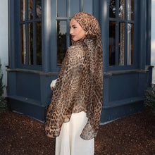 Load image into Gallery viewer, Versatile Leopard Print Fashionable Hijab (MH164)