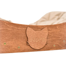 Load image into Gallery viewer, Floating Cat Shelf Perch Oak