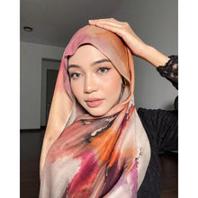 Load image into Gallery viewer, Watercolour Floral  Printed Hijab (MH103)