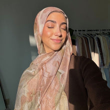 Load image into Gallery viewer, Watercolour Floral  Printed Hijab (MH103)