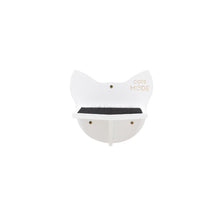 Load image into Gallery viewer, Wooden Cat Step - White