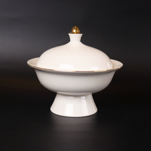Load image into Gallery viewer, White Versaille Soup Bowl with Lid- Set of 4