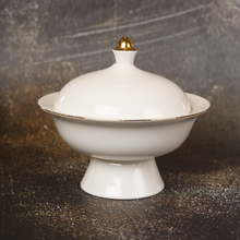 Load image into Gallery viewer, White Versaille Soup Bowl with Lid- Set of 4