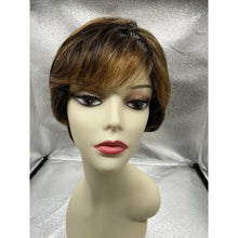 Load image into Gallery viewer, WINNER ELITE - Wig by Raquel Welch
