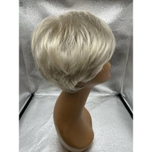 Load image into Gallery viewer, WINNER - Wig By Raquel Welch