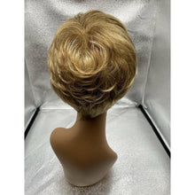 Load image into Gallery viewer, WINNER - Wig By Raquel Welch