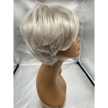 Load image into Gallery viewer, WINNER - Wig By Raquel Welch