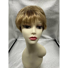 Load image into Gallery viewer, WINNER - Wig By Raquel Welch