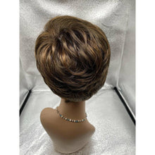 Load image into Gallery viewer, WINNER - Wig By Raquel Welch