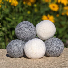 Load image into Gallery viewer, Organic Wool Dryer Balls 3-Pack