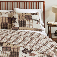 Load image into Gallery viewer, Redwood Lodge Quilt Set