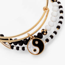 Load image into Gallery viewer, Mother of Pearl Yin Yang Bangles Set of 3